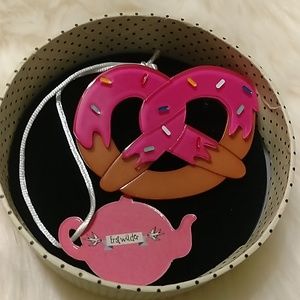 Erstwilder Heidi's Heavenly Treat Resin Brooch